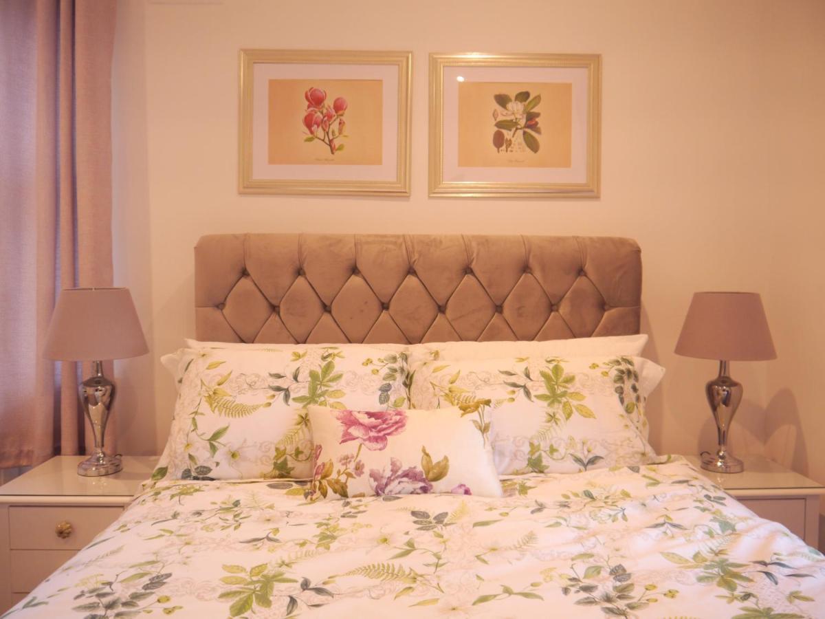 Guestling Hall Hotel Экстерьер фото